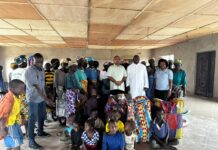 Ghana Province SVD Lay Partners Present Items to “Old Ladies Camp” at Gusheagu